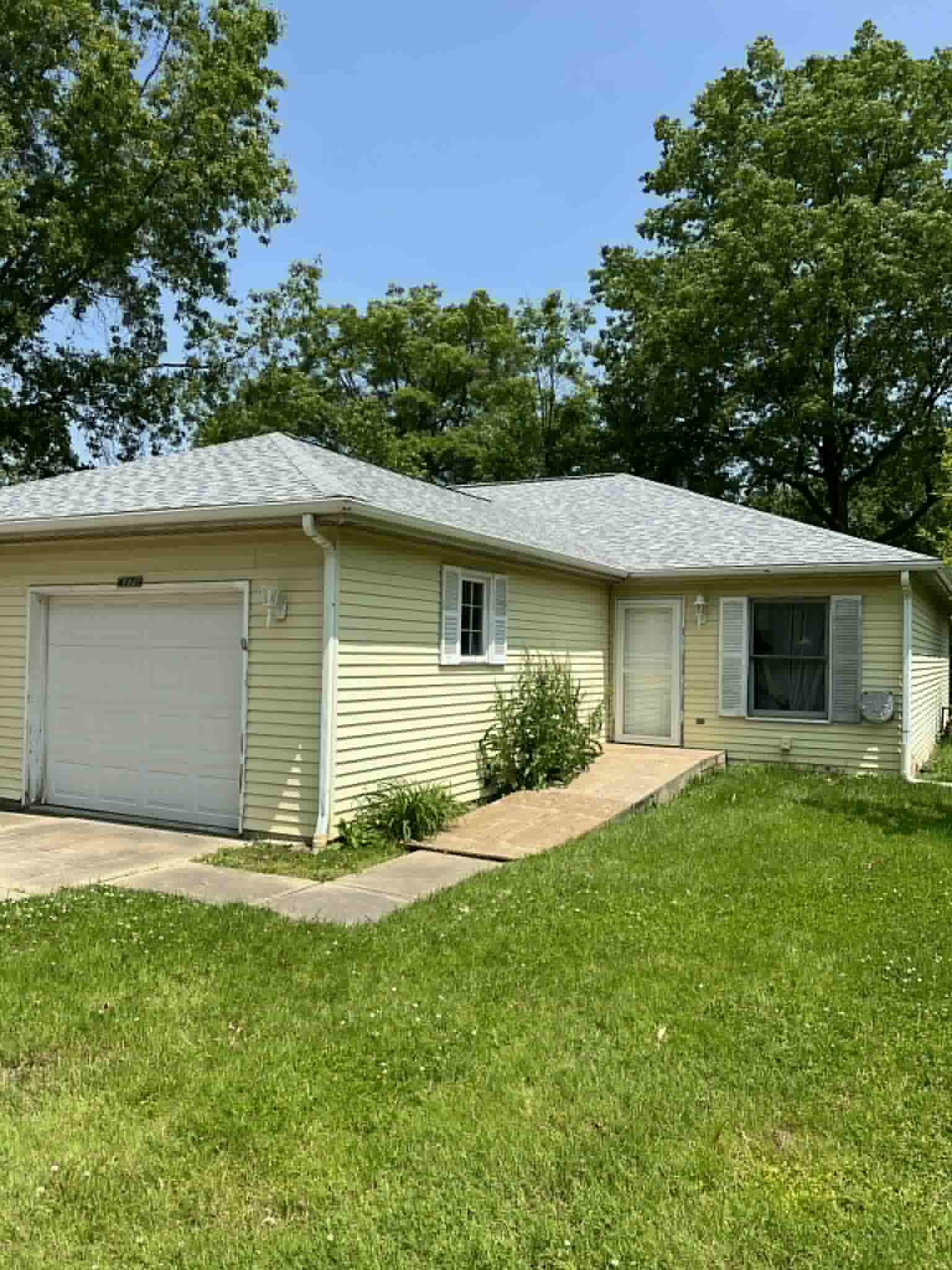 4371 Stow Road picture